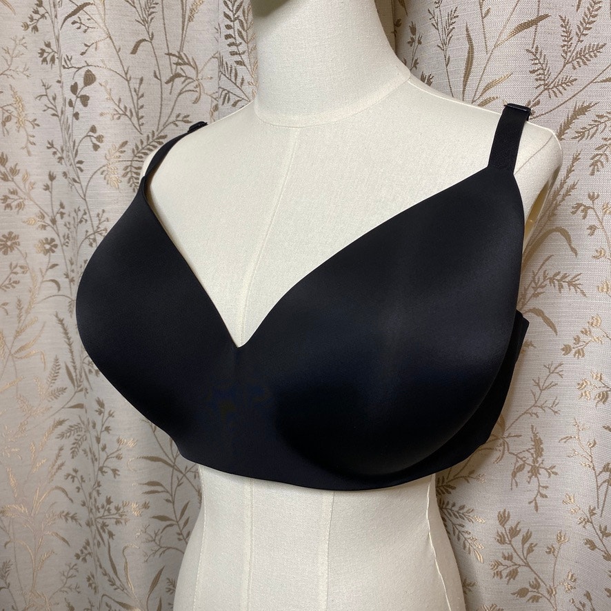 Victorias Secret 42dd Black Lightly Lined Wireless Bra Smooth Comfort T-Shirt